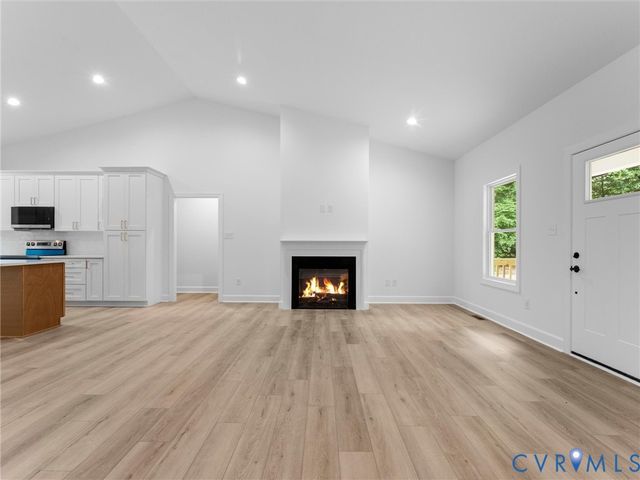 18801 The Glebe Ln, Providence Forge, VA 23030