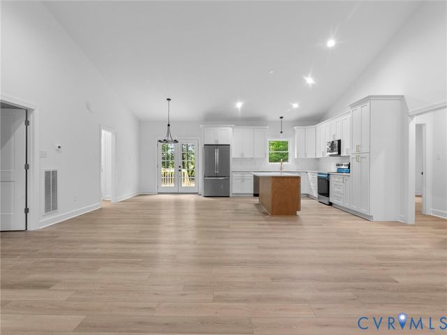 18801 The Glebe Ln, Providence Forge, VA 23030