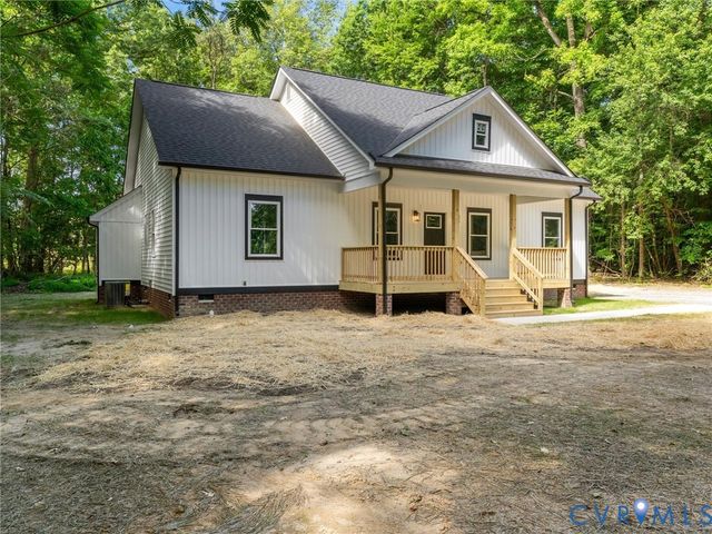 18801 The Glebe Ln, Providence Forge, VA 23030