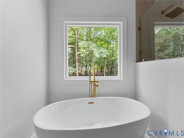 18801 The Glebe Ln, Providence Forge, VA 23030