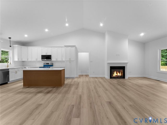 18801 The Glebe Ln, Providence Forge, VA 23030