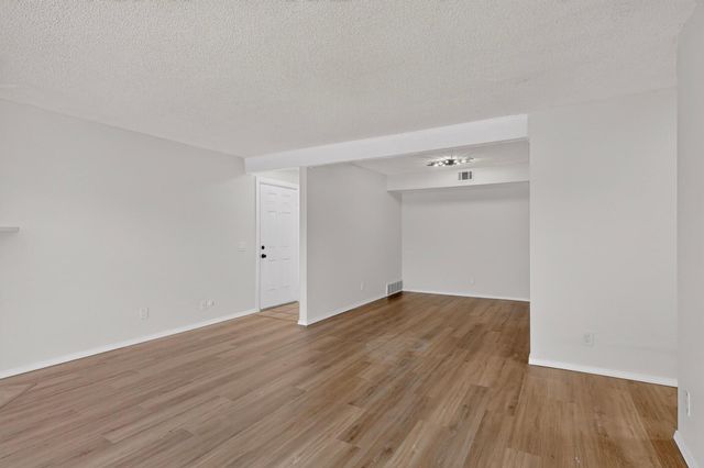 3859 Montgomery Boulevard NE APT 1321, Albuquerque, NM 87109