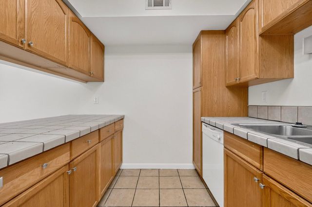 3859 Montgomery Boulevard NE APT 1321, Albuquerque, NM 87109