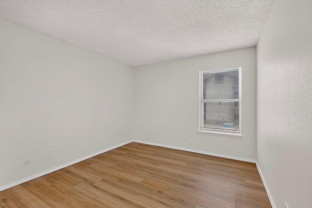 3859 Montgomery Boulevard NE APT 1321, Albuquerque, NM 87109