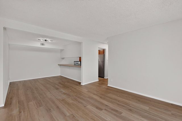 3859 Montgomery Boulevard NE APT 1321, Albuquerque, NM 87109