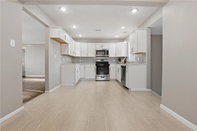 629 S Sherman Avenue, Olathe, KS 66061