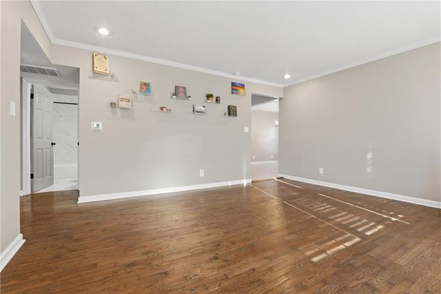 629 S Sherman Avenue, Olathe, KS 66061