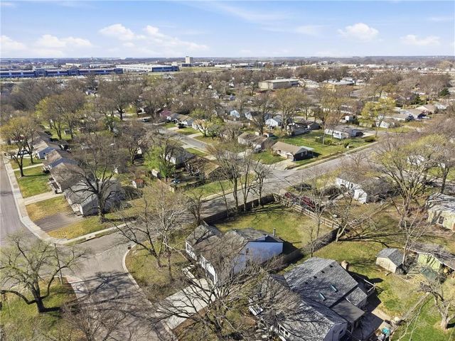 629 S Sherman Avenue, Olathe, KS 66061