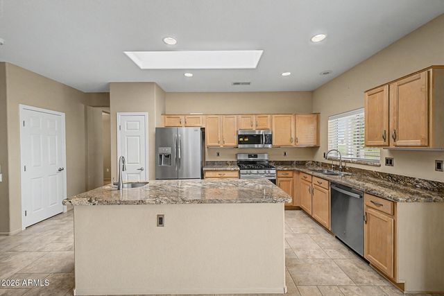 15316 W BLACK GOLD Lane, Sun City West, AZ 85375