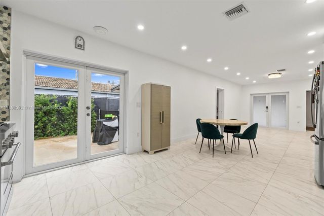 420 NW 44th Ave, Miami, FL 33126