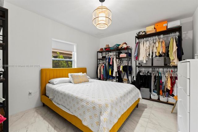 420 NW 44th Ave, Miami, FL 33126