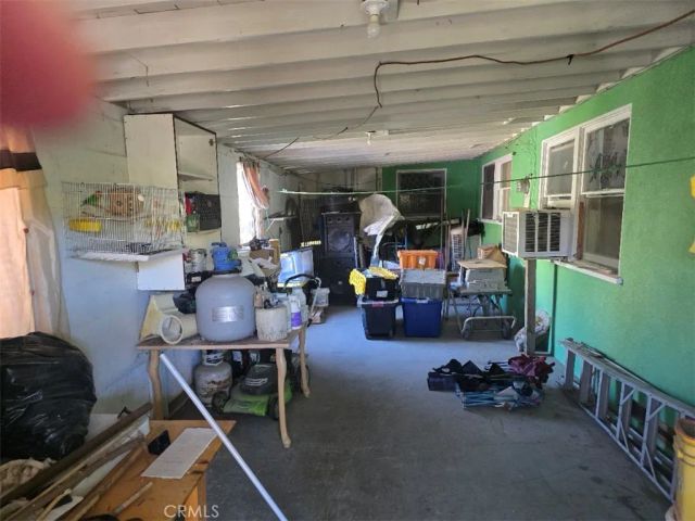 25144 19th, San Bernardino, CA 92404