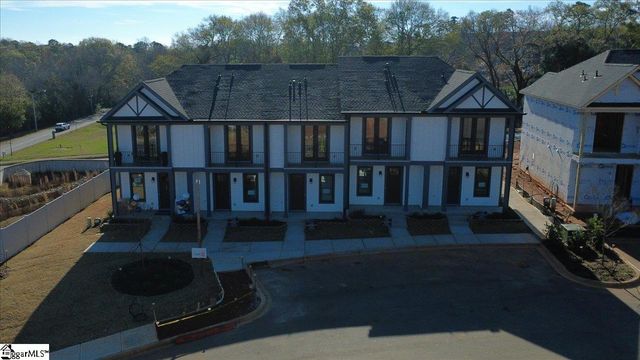 9 Hawthorne Lane Unit 105, Greenville, SC 29615