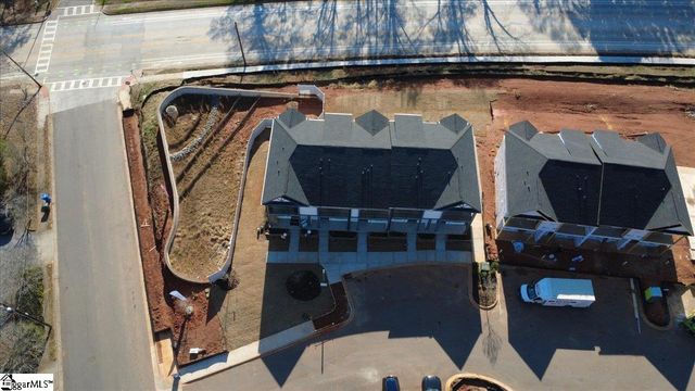 9 Hawthorne Lane Unit 105, Greenville, SC 29615