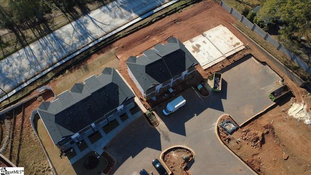 9 Hawthorne Lane Unit 105, Greenville, SC 29615