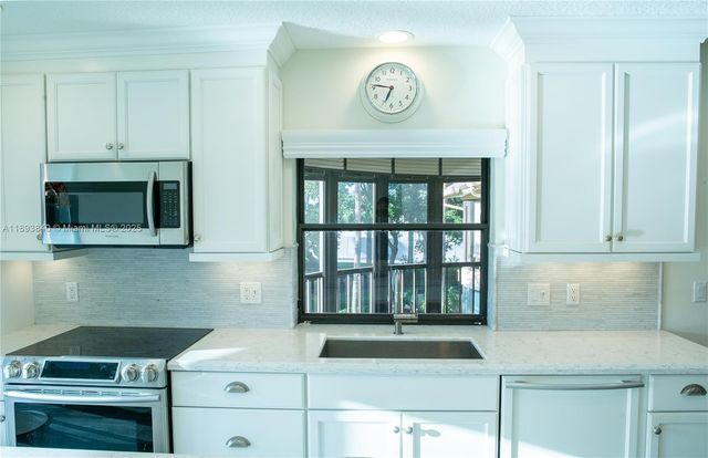 17081 Waterbend Dr 227, Jupiter, FL 33477