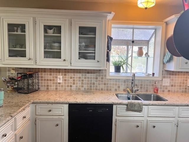 208 Westridge Drive, Huntsville, TX 77340