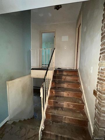 48441 N Territorial Road, Plymouth, MI 48170