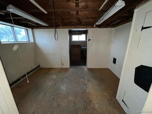 48441 N Territorial Road, Plymouth, MI 48170