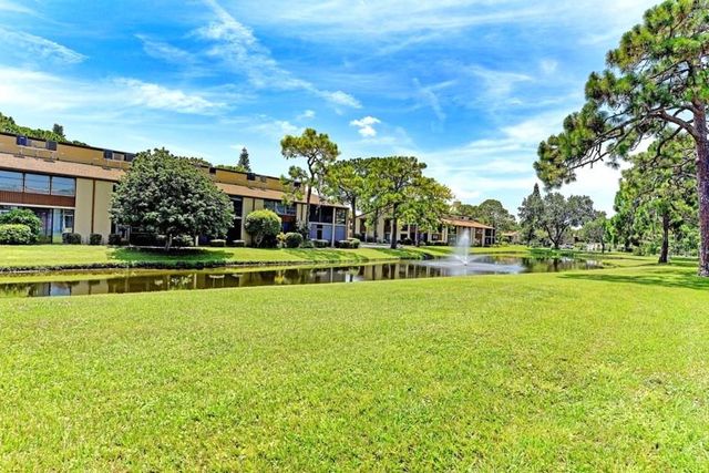 2 QUAILS RUN BOULEVARD 2104, Englewood, FL 34223