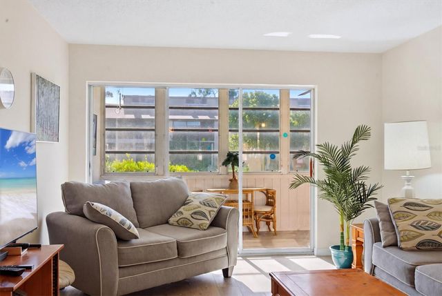 2 QUAILS RUN BOULEVARD 2104, Englewood, FL 34223