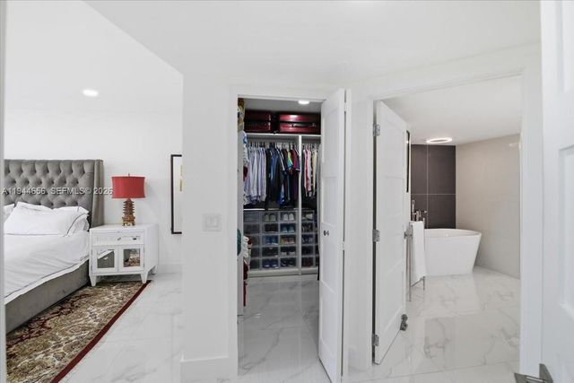 8925 Collins Ave 9F, Surfside, FL 33154