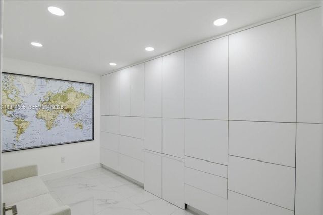 8925 Collins Ave 9F, Surfside, FL 33154