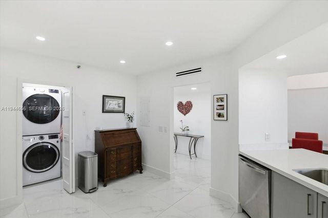 8925 Collins Ave 9F, Surfside, FL 33154