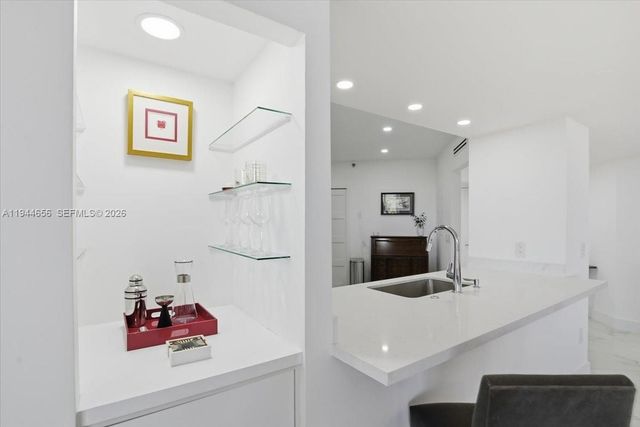 8925 Collins Ave 9F, Surfside, FL 33154