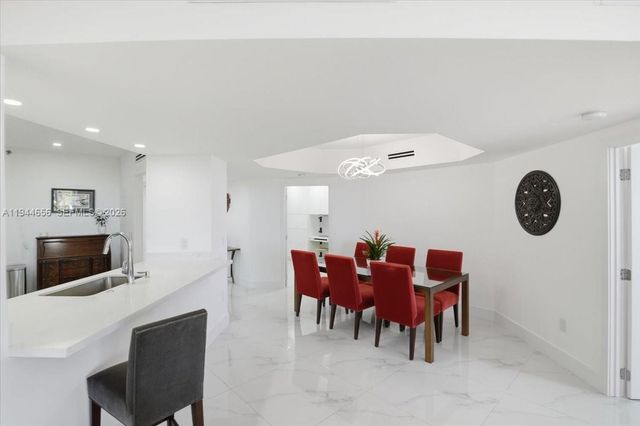 8925 Collins Ave 9F, Surfside, FL 33154