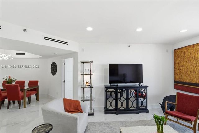 8925 Collins Ave 9F, Surfside, FL 33154