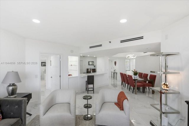 8925 Collins Ave 9F, Surfside, FL 33154