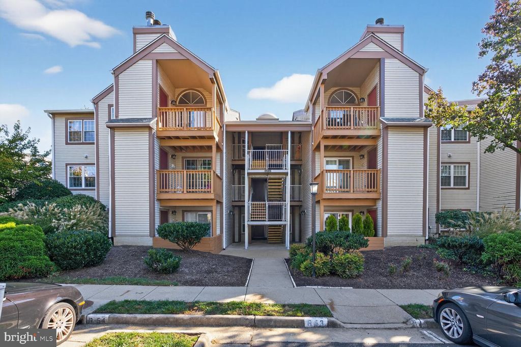 6918 VICTORIA DR #D, Alexandria, VA 22310