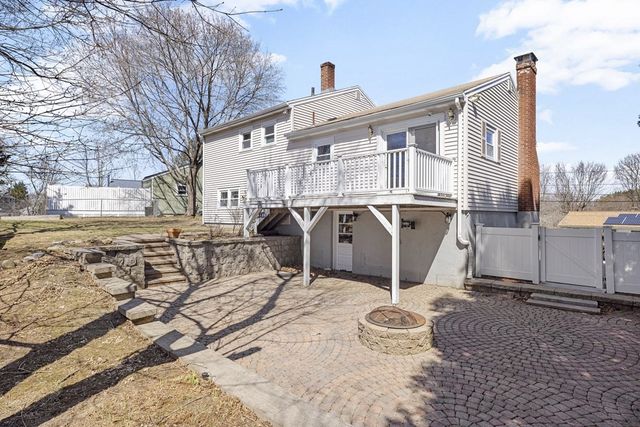 160 Ravenswood Road, Waltham, MA 02453