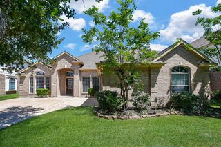 10206 Hahns Peak Drive, Houston, TX 77095