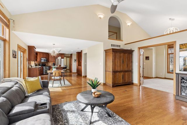 5106 Nicklaus Drive NW, Rochester, MN 55901