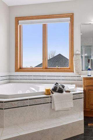 5106 Nicklaus Drive NW, Rochester, MN 55901