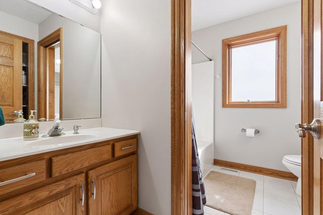 5106 Nicklaus Drive NW, Rochester, MN 55901