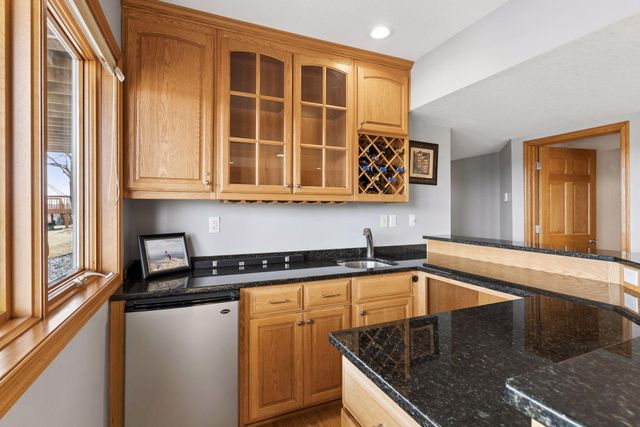 5106 Nicklaus Drive NW, Rochester, MN 55901