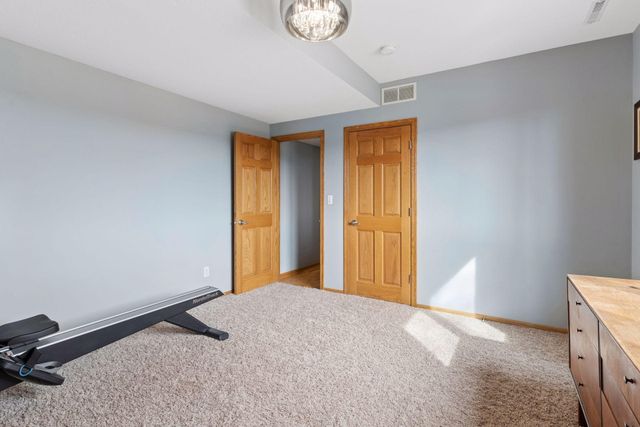 5106 Nicklaus Drive NW, Rochester, MN 55901