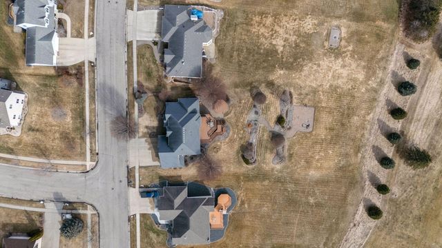 5106 Nicklaus Drive NW, Rochester, MN 55901