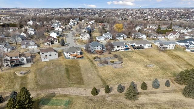 5106 Nicklaus Drive NW, Rochester, MN 55901