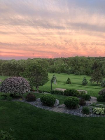 5106 Nicklaus Drive NW, Rochester, MN 55901