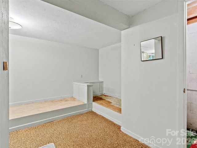 144 Florida Hill Drive, Green Mountain, NC 28740