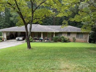 20 HIDDEN SE Court, Mableton, GA 30126