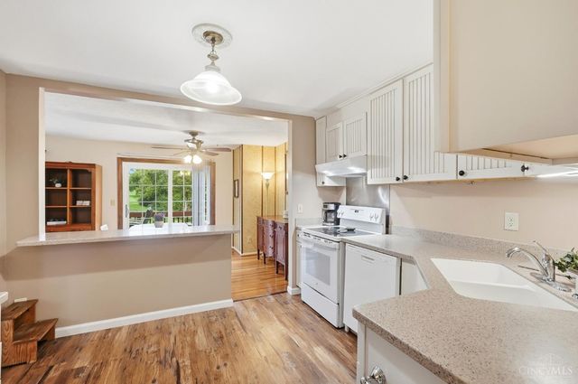 301 Heather View, Batavia Twp, OH 45103
