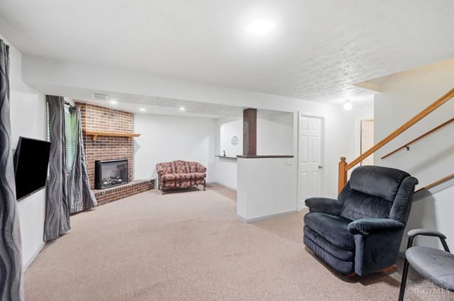 301 Heather View, Batavia Twp, OH 45103