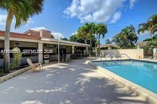 10301 Greenbriar Court, Boca Raton, FL 33498