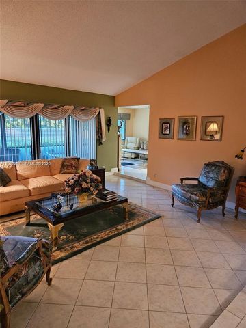 10301 Greenbriar Court, Boca Raton, FL 33498