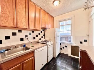 26 Chiswick Rd 6, Boston, MA 02135